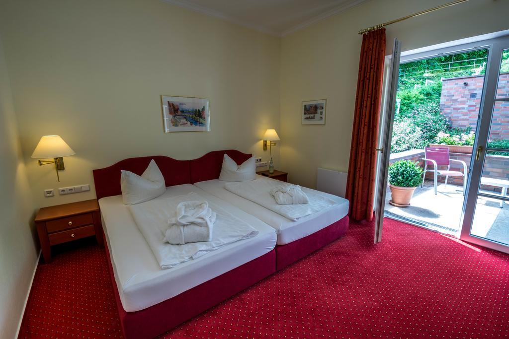 Hotel Hafen Hitzacker - Elbe ภายนอก รูปภาพ