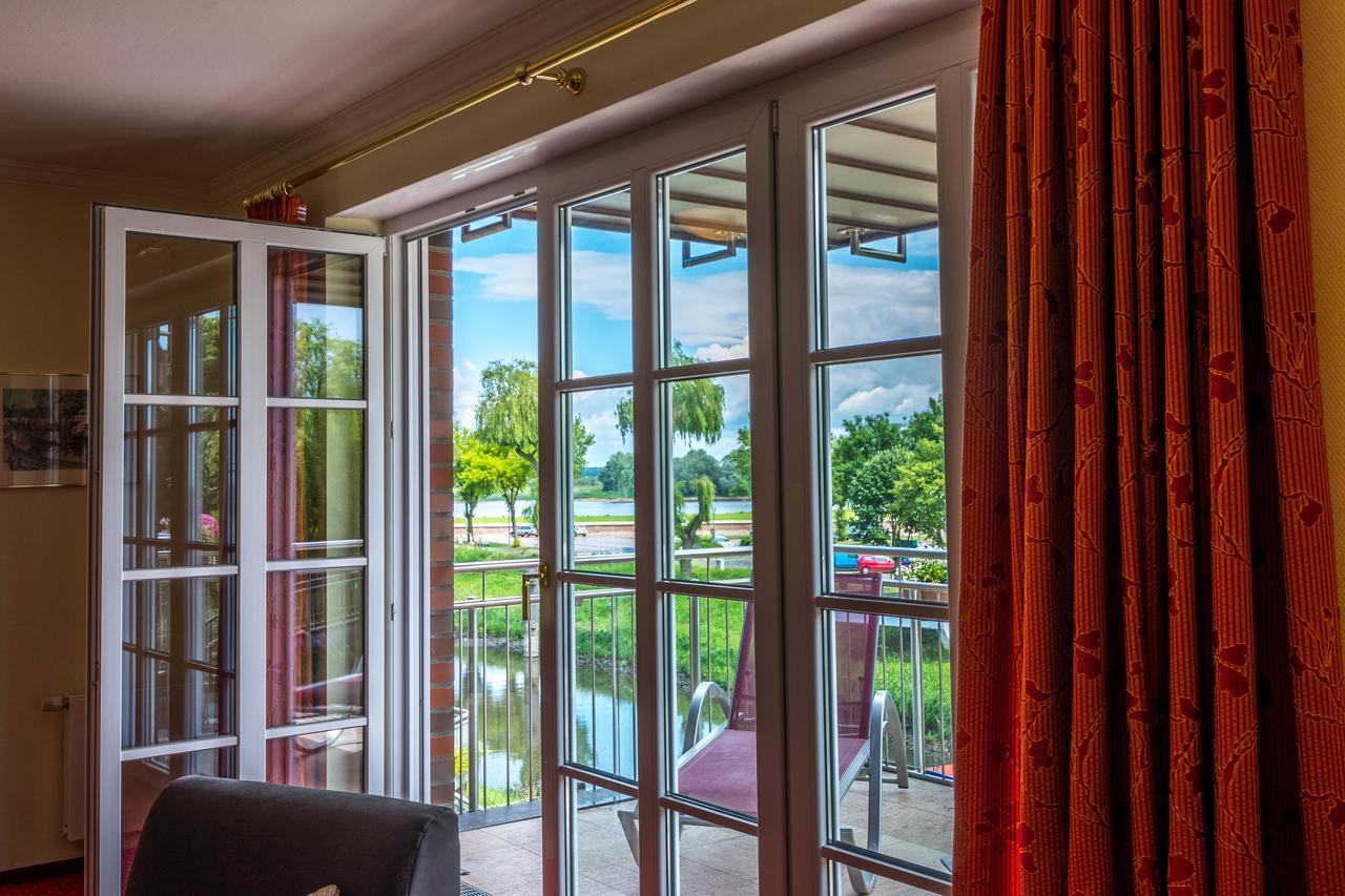Hotel Hafen Hitzacker - Elbe ภายนอก รูปภาพ