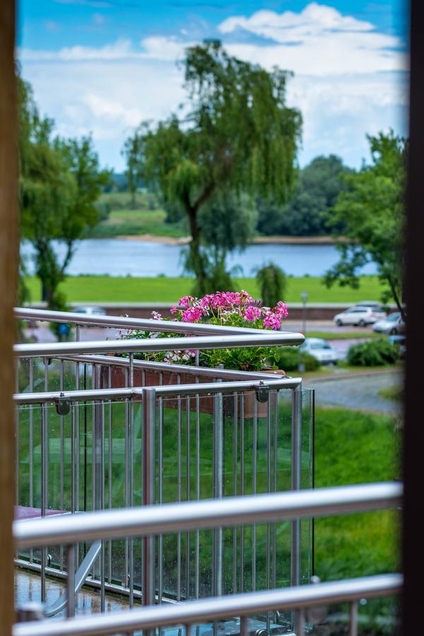 Hotel Hafen Hitzacker - Elbe ภายนอก รูปภาพ