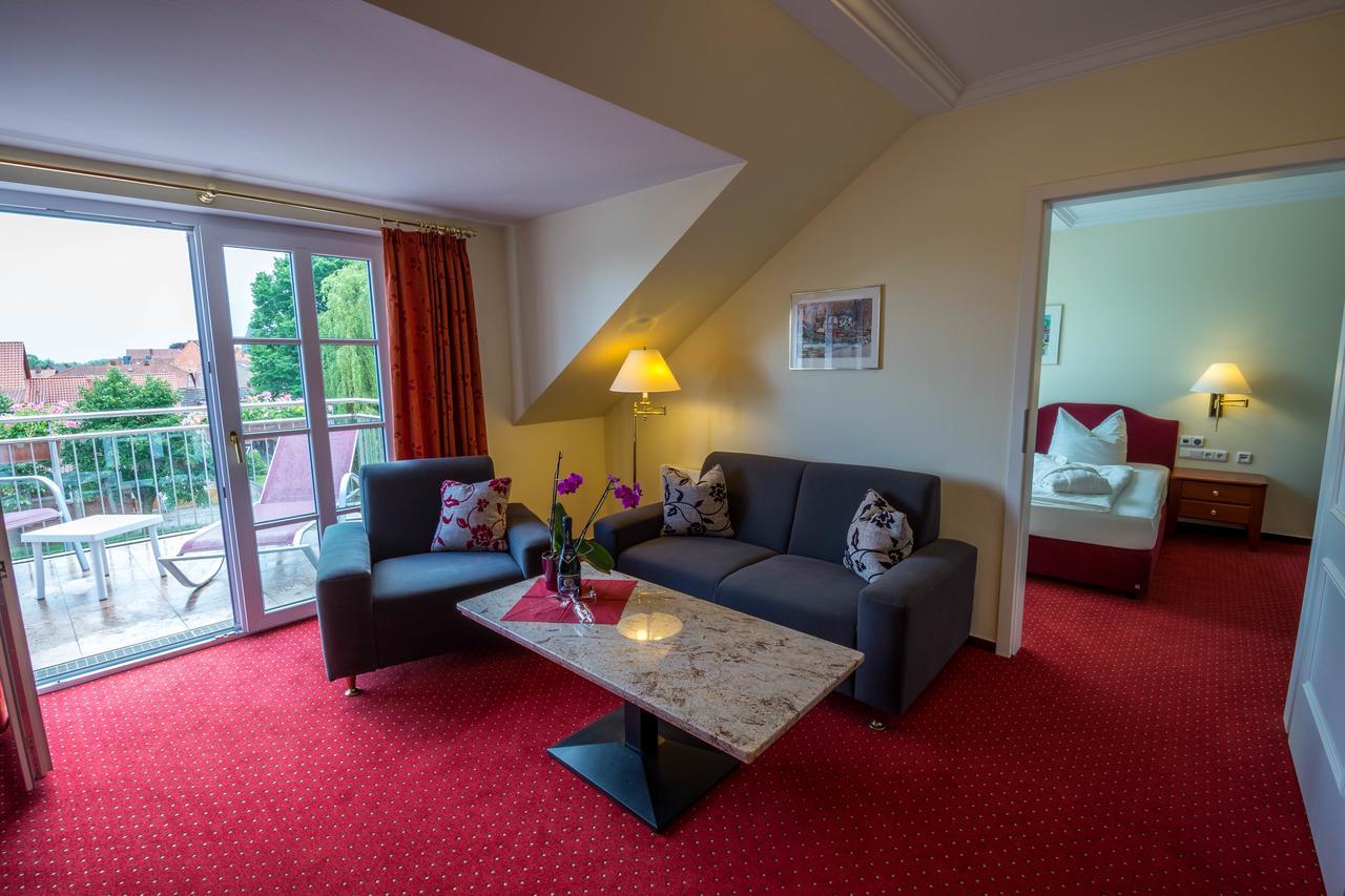 Hotel Hafen Hitzacker - Elbe ภายนอก รูปภาพ
