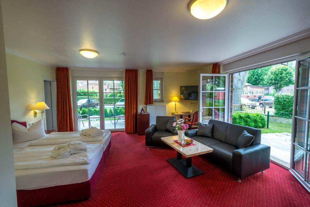 Hotel Hafen Hitzacker - Elbe ภายนอก รูปภาพ