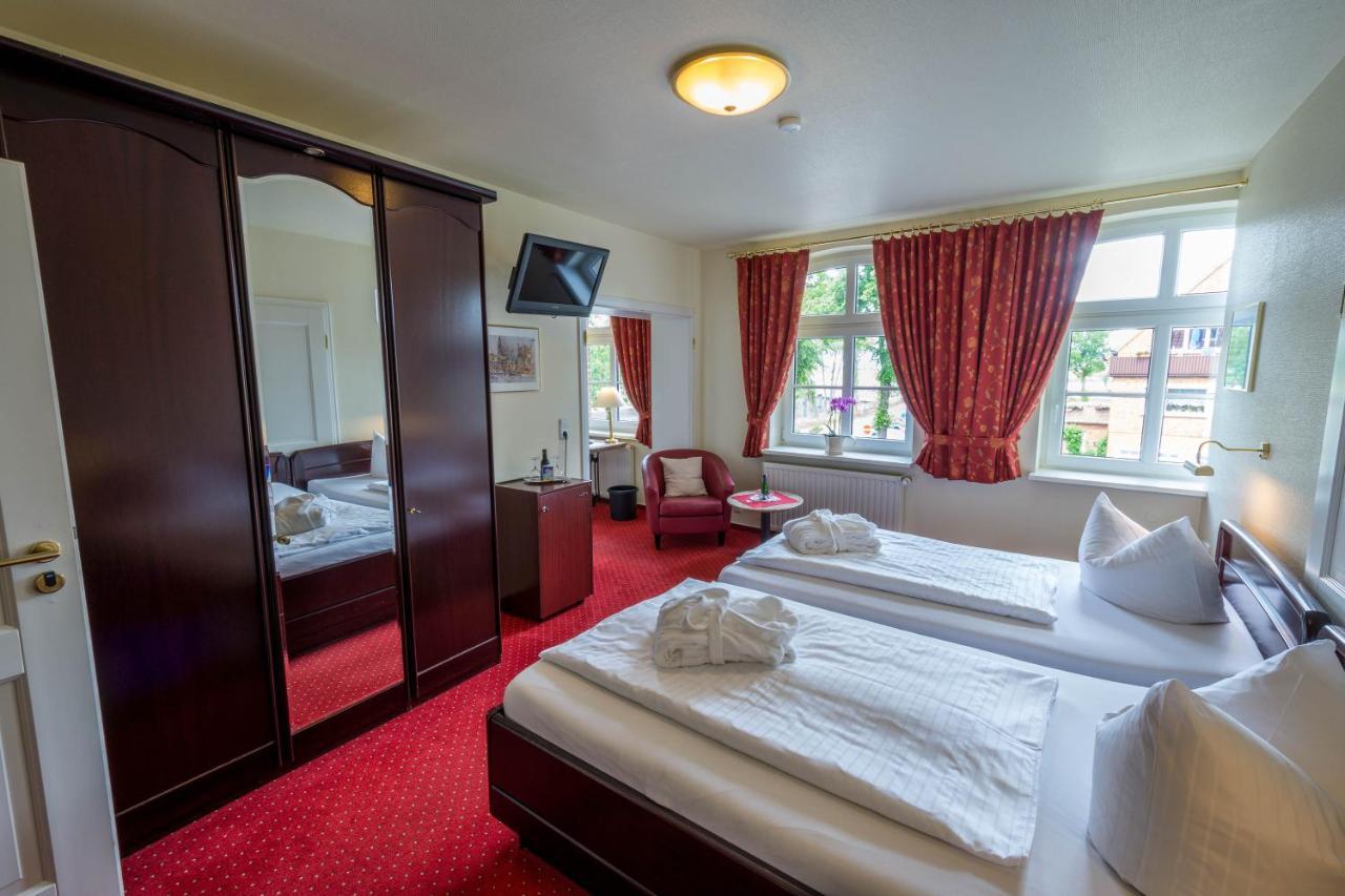 Hotel Hafen Hitzacker - Elbe ภายนอก รูปภาพ